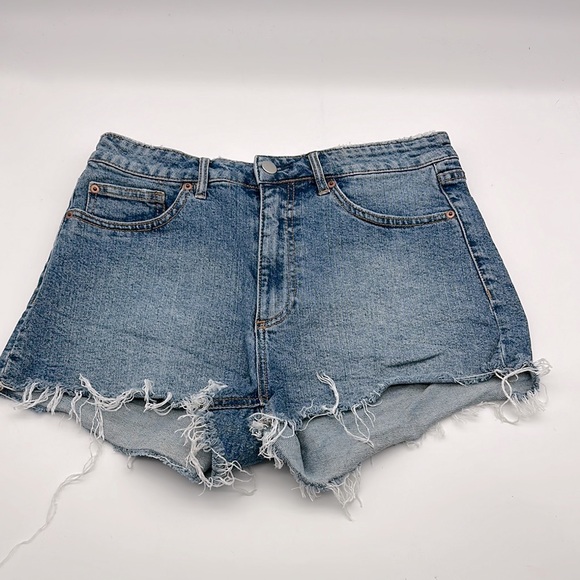 H & M Blue Denim Frayed Hem Women's Festival Shorts high waisted size 10 (A47) - Picture 1 of 8